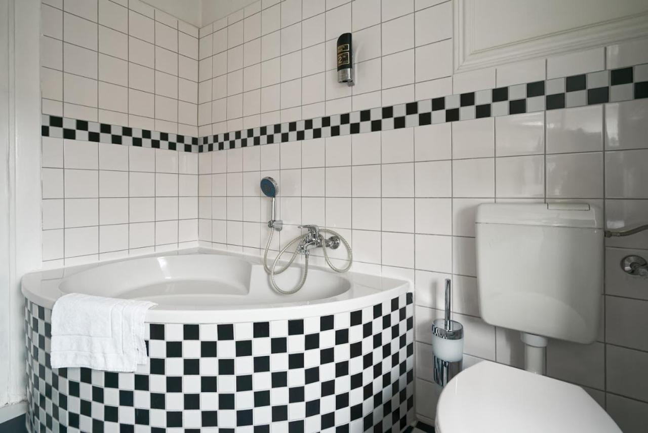 Hotel Am Adenauerplatz ברלין מראה חיצוני תמונה