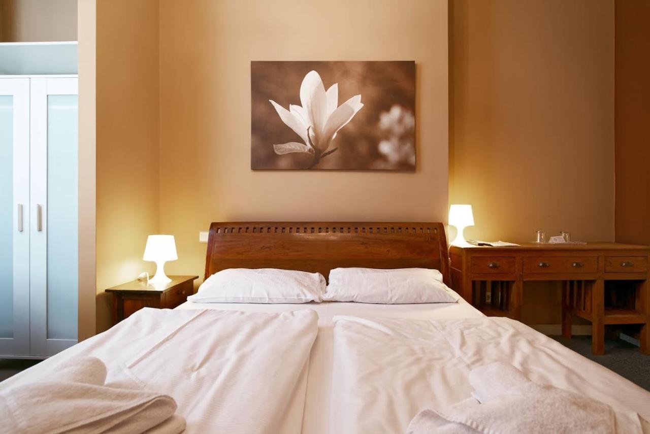 Hotel Am Adenauerplatz ברלין מראה חיצוני תמונה