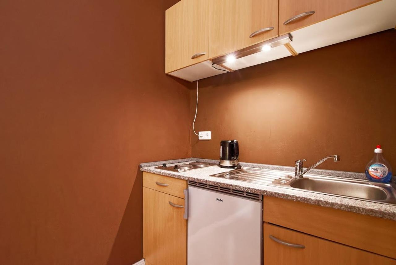 Hotel Am Adenauerplatz ברלין מראה חיצוני תמונה
